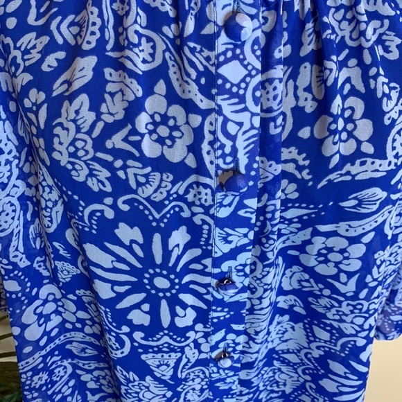 CAbi semi sheer button down top - Picture 3 of 7